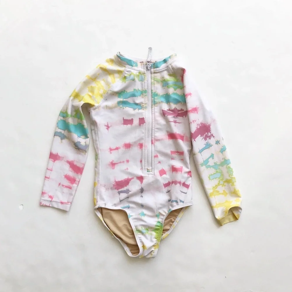 Old Navy tie dye rash guard swimsuit VGUC XS(5T)